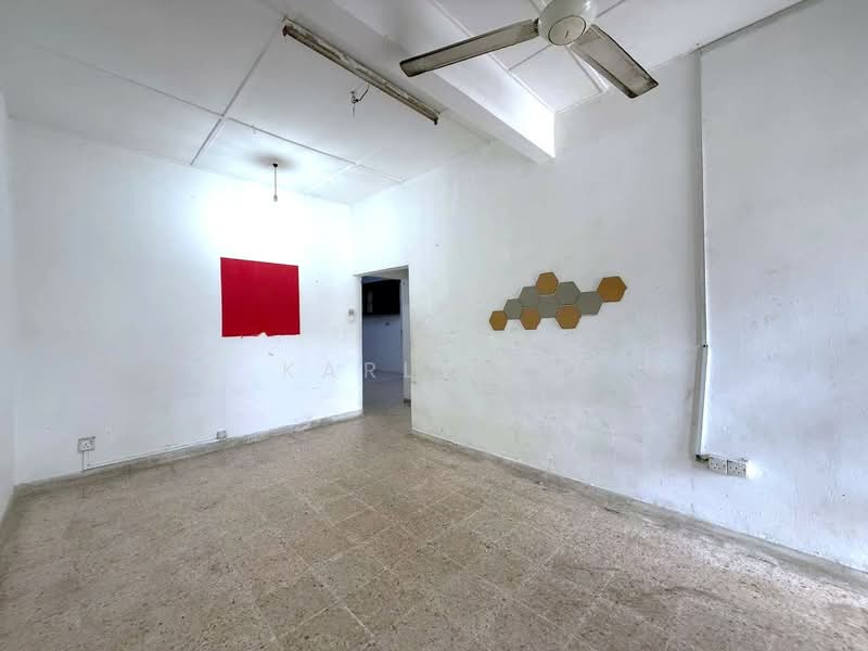 1-storey Terraced House for Sale in Bandar Baru Permas Jaya (Permas Jaya) - Karl Lim - Interior - PropertyGuru.com.my