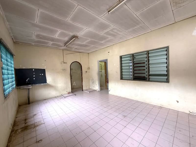 1-storey Terraced House for Sale in Bandar Baru Permas Jaya (Permas Jaya) - Karl Lim - Interior - PropertyGuru.com.my