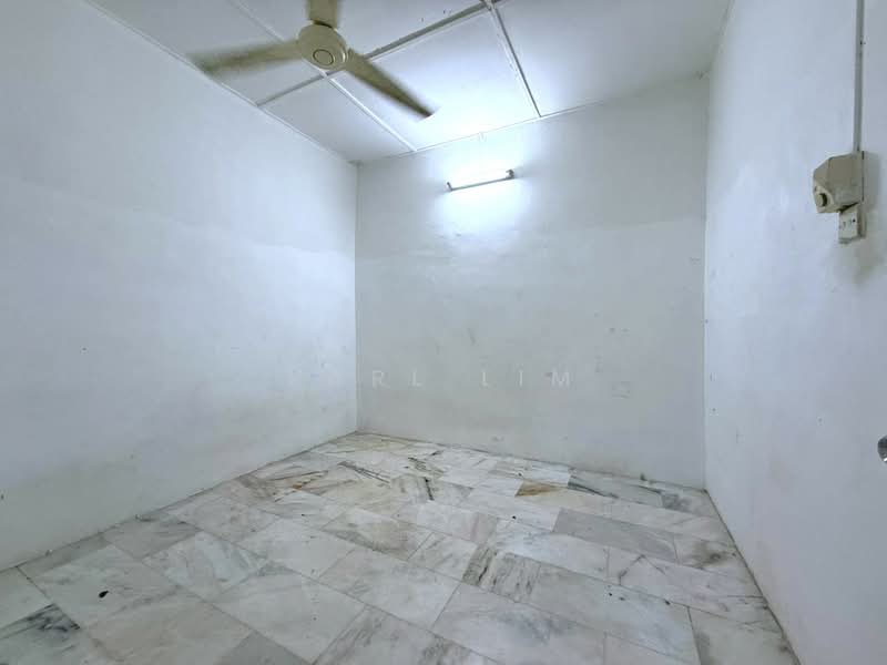 1-storey Terraced House for Sale in Bandar Baru Permas Jaya (Permas Jaya) - Karl Lim - Interior - PropertyGuru.com.my