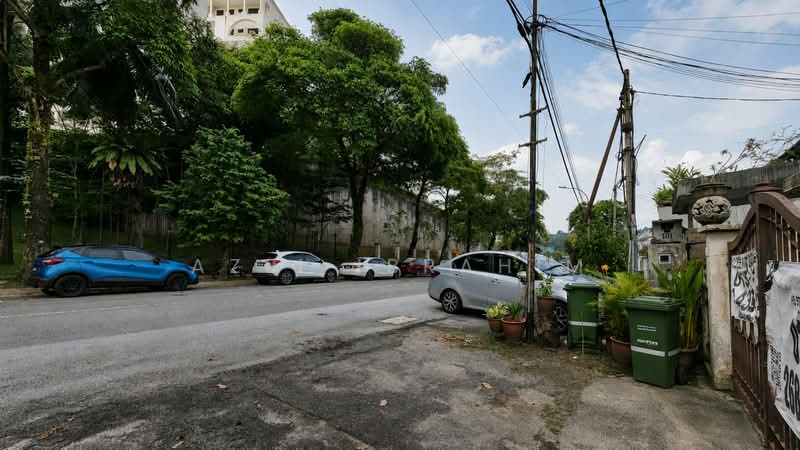 Townhouse for Sale in Bangsar (Kuala Lumpur) - Azli Ibrahim - Exterior - PropertyGuru.com.my