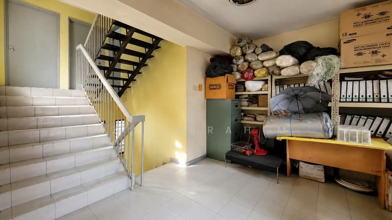 Townhouse for Sale in Bangsar (Kuala Lumpur) - Azli Ibrahim - Corridor - PropertyGuru.com.my