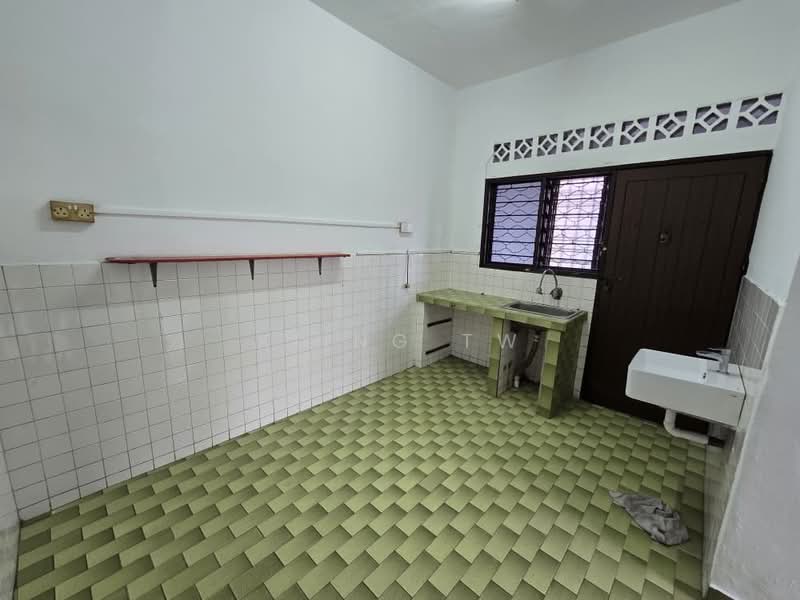 Rumah Teres 2 Tingkat untuk Dijual di Kepong (Kuala Lumpur) - Kiing TW - Kitchen - PropertyGuru.com.my