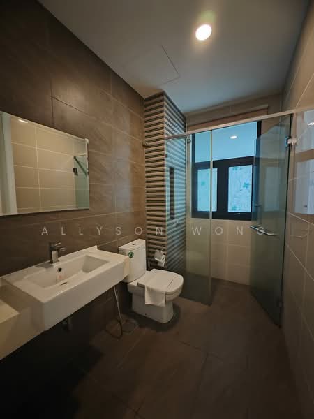 Kondominium untuk Dijual di Sky Condominium (Skyz Residence) - Allyson Wong - Bathroom - PropertyGuru.com.my