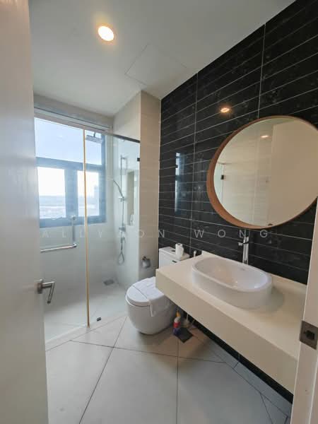 Kondominium untuk Dijual di Sky Condominium (Skyz Residence) - Allyson Wong - Bathroom - PropertyGuru.com.my