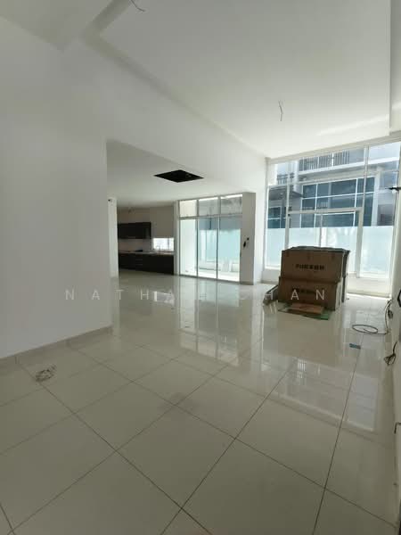 Rumah Berkembar untuk Dijual di Taman Seri Austin (Tebrau) - Nathan Chan - PropertyGuru.com.my