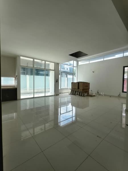 Rumah Berkembar untuk Dijual di Taman Seri Austin (Tebrau) - Nathan Chan - PropertyGuru.com.my