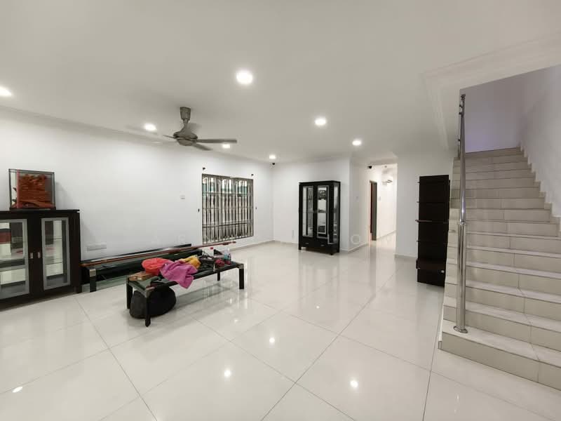 Semi-Detached House for Sale in Taman Putra Permai (Seri Kembangan) - Arnica Low - PropertyGuru.com.my