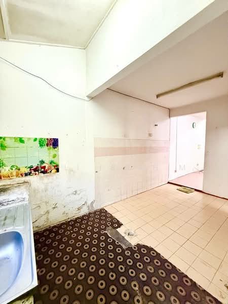 Rumah Teres 2 Tingkat untuk Dijual di Bandar Rinching Seksyen 2 (Semenyih) - Azli Ibrahim - Kitchen - PropertyGuru.com.my