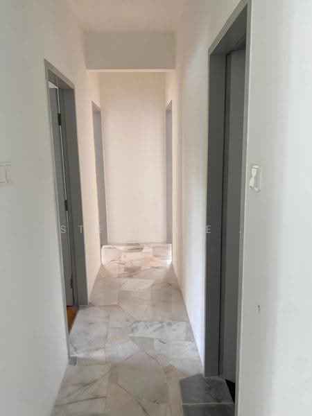Kondominium untuk Dijual di Sri Angsana Hilir - Stephanie . - Corridor - PropertyGuru.com.my
