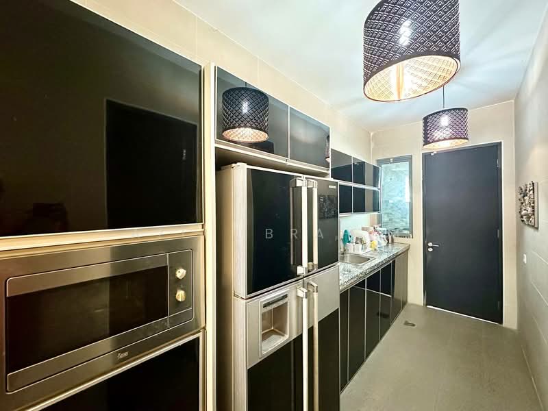 Semi-Detached House for Sale in Seksyen 6 (Bangi) - Azli Ibrahim - Kitchen - PropertyGuru.com.my