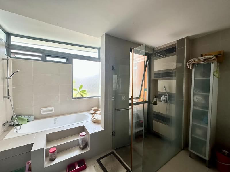 Semi-Detached House for Sale in Seksyen 6 (Bangi) - Azli Ibrahim - Bathroom - PropertyGuru.com.my