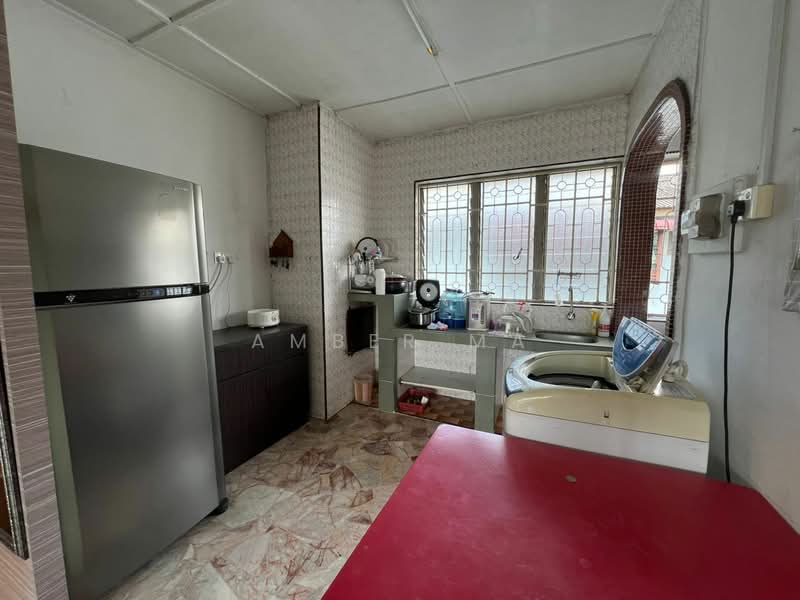 Flat for Rent at Flat Taman Ungku Tun Aminah - Amber Ma - PropertyGuru.com.my
