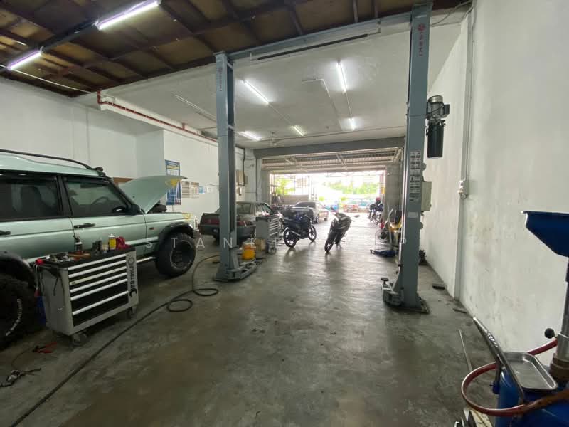 Kilang untuk Dijual di Cheras (Selangor) - Stanley Yap - Car Park - PropertyGuru.com.my