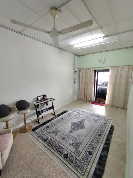 1-storey Terraced House for Sale in Taman Haji Abdullah Fahim (Kepala Batas) - Aswad . - Living Room - PropertyGuru.com.my