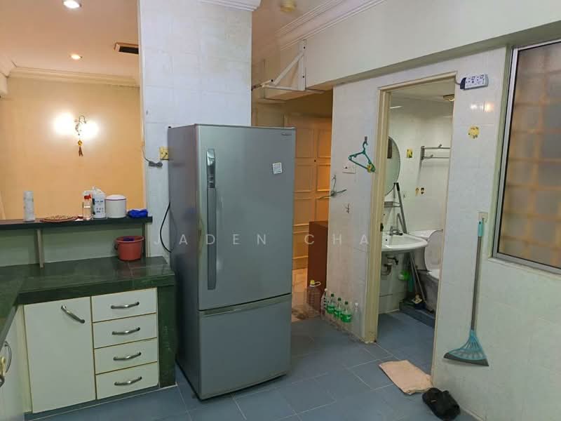 Kondominium untuk Dijual di La Villas Condominium - Jaden Chai - Kitchen - PropertyGuru.com.my