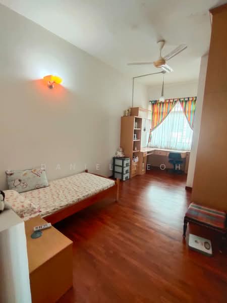 3-storey Terraced House for Sale in Tanjung Bungah (Penang) - Daniel Teoh - PropertyGuru.com.my