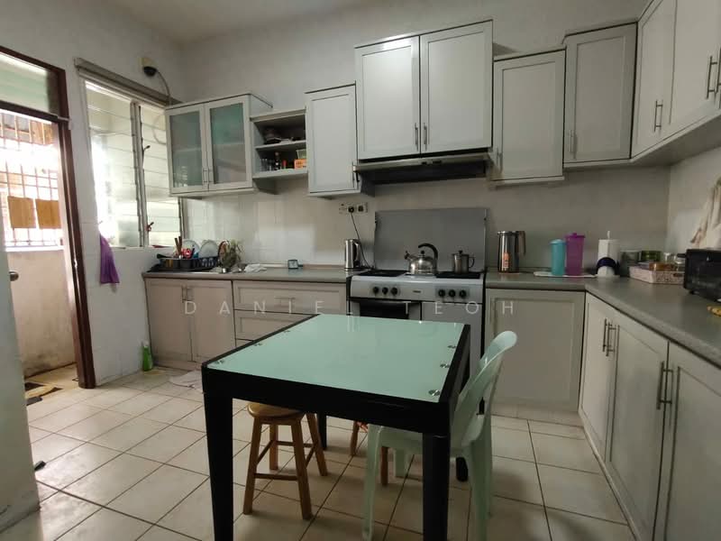 3-storey Terraced House for Sale in Tanjung Bungah (Penang) - Daniel Teoh - PropertyGuru.com.my