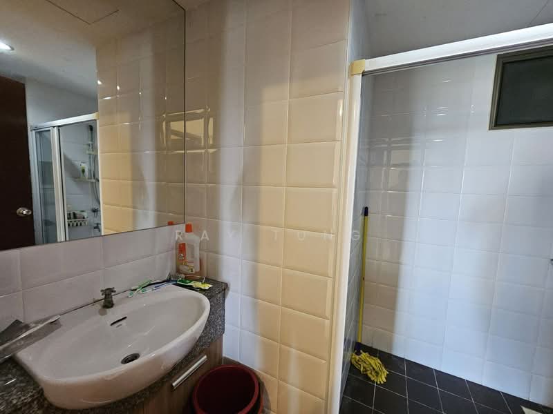 Apartment for Rent at Molek Pine 1 - Ray Tung - Bathroom - PropertyGuru.com.my