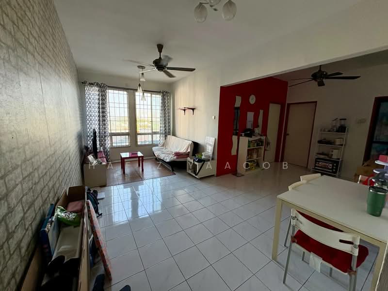 Apartment for Sale at Vista Impiana - Hafiz Yaacob - Living Room - PropertyGuru.com.my