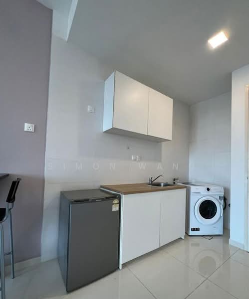 Kediaman Servis untuk Dijual di TriTower Residence @ Johor Bahru Sentral - Simon Wang - Kitchen - PropertyGuru.com.my
