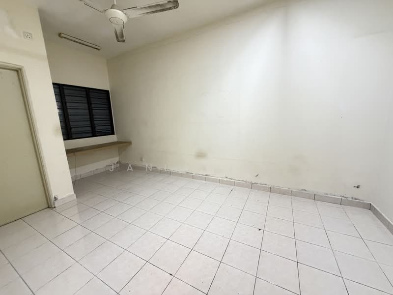 Rumah Teres 2 Tingkat untuk Disewa di Sungai Long (Bandar Sungai Long) - Janice Lau - Interior - PropertyGuru.com.my