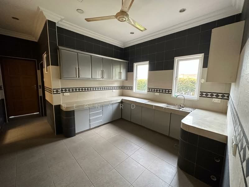 Bungalow for Sale in Country Heights (Kajang) - Bernard Tay - PropertyGuru.com.my