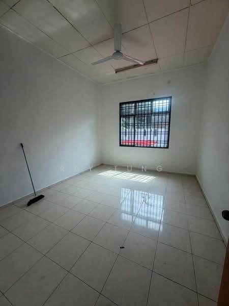 1-storey Terraced House for Sale in Taman Bestari Indah (Ulu Tiram) - Ray Tung - Interior - PropertyGuru.com.my