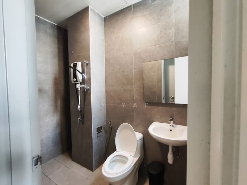 Kondominium untuk Disewa di Verando Residence - JY Yap - Bathroom - PropertyGuru.com.my