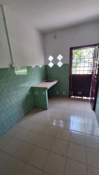 2-storey Terraced House for Sale in Taman Putra Prima (Puchong) - Simon Teow - Kitchen - PropertyGuru.com.my