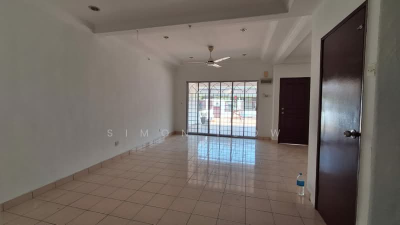 2-storey Terraced House for Sale in Taman Putra Prima (Puchong) - Simon Teow - Living Room - PropertyGuru.com.my