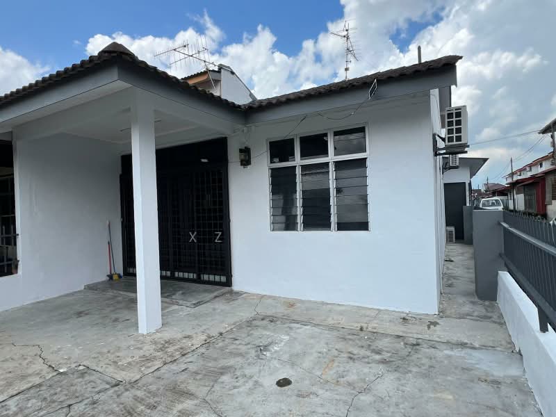 Rumah Teres 1 Tingkat untuk Dijual di Pekan Nanas (Johor) - XZ CHUA - Exterior - PropertyGuru.com.my