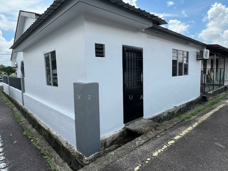 Rumah Teres 1 Tingkat untuk Dijual di Pekan Nanas (Johor) - XZ CHUA - Exterior - PropertyGuru.com.my