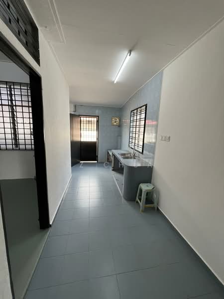Rumah Teres 1 Tingkat untuk Dijual di Pekan Nanas (Johor) - XZ CHUA - Kitchen - PropertyGuru.com.my