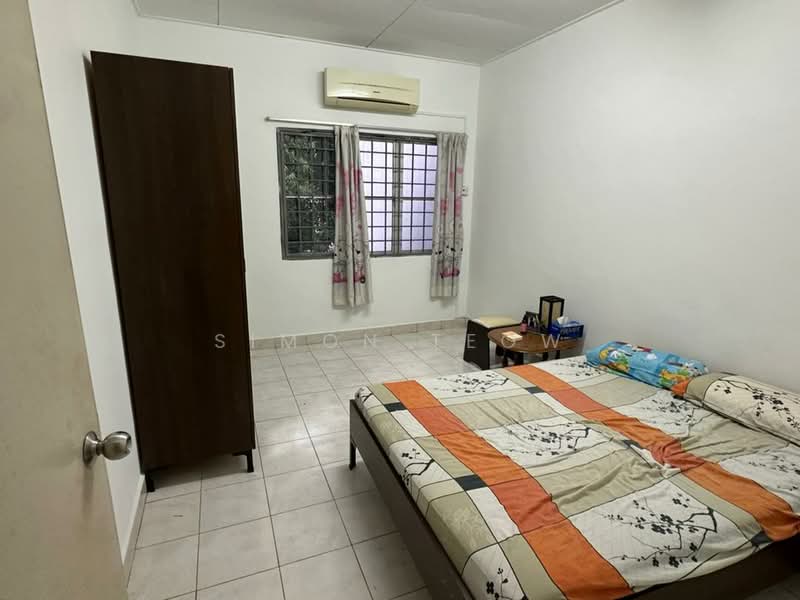 2-storey Terraced House for Sale in Taman Putra Prima (Puchong) - Simon Teow - Bedroom - PropertyGuru.com.my