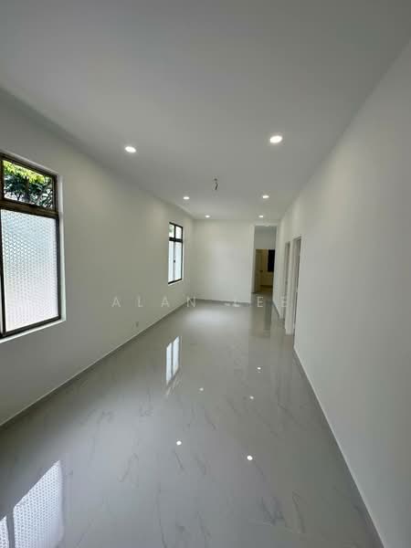 Rumah Teres 1 Tingkat untuk Dijual di Taman Megah Ria (Masai) - Alan Lee - PropertyGuru.com.my