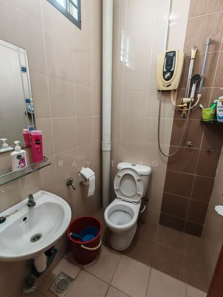 2-storey Terraced House for Sale in Taman Bestari Indah (Ulu Tiram) - Ray Tung - Bathroom - PropertyGuru.com.my