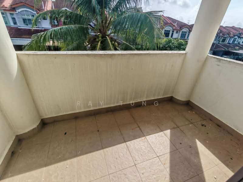 2-storey Terraced House for Sale in Taman Bestari Indah (Ulu Tiram) - Ray Tung - Balcony - PropertyGuru.com.my