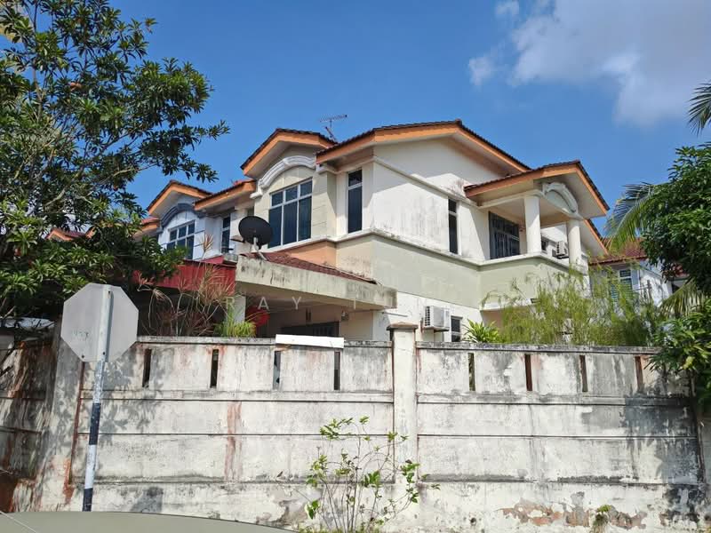 2-storey Terraced House for Sale in Taman Bestari Indah (Ulu Tiram) - Ray Tung - PropertyGuru.com.my