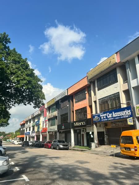 Kedai untuk Dijual di Taman Molek (Johor Bahru) - Grace Chiew - Exterior - PropertyGuru.com.my