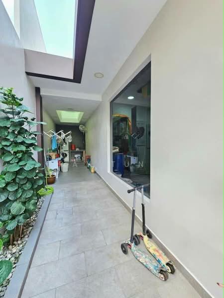 Cluster House for Sale in Taman Gaya (Ulu Tiram) - Ray Tung - Exterior - PropertyGuru.com.my