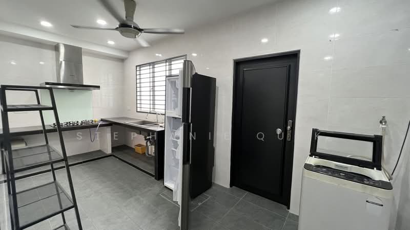 Rumah Teres 2 Tingkat untuk Disewa di Klang (Selangor) - Stephanie Quek - Kitchen - PropertyGuru.com.my