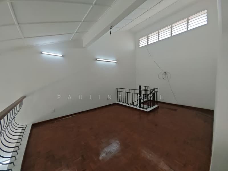 1.5-storey Terraced House for Sale in Taman Molek (Johor Bahru) - Pauline Goh - PropertyGuru.com.my