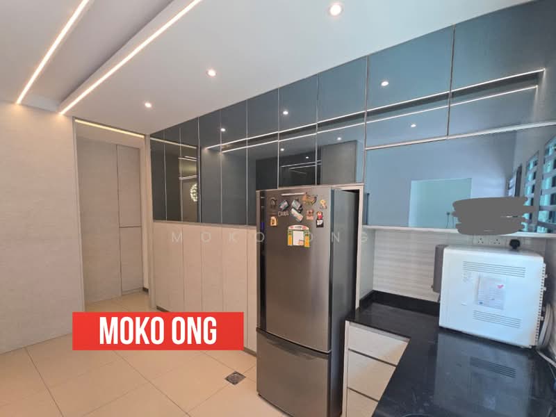 3-storey Terraced House for Sale in Bandar Bayan Bahru (Bayan Lepas) - Moko Ong - Kitchen - PropertyGuru.com.my