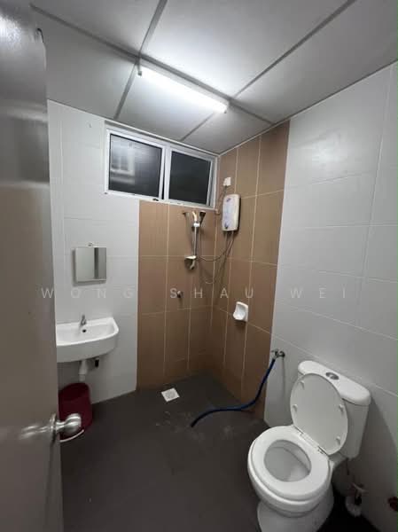 Service Residence for Rent at Larkin Heights - Wong Shau Wei - PropertyGuru.com.my