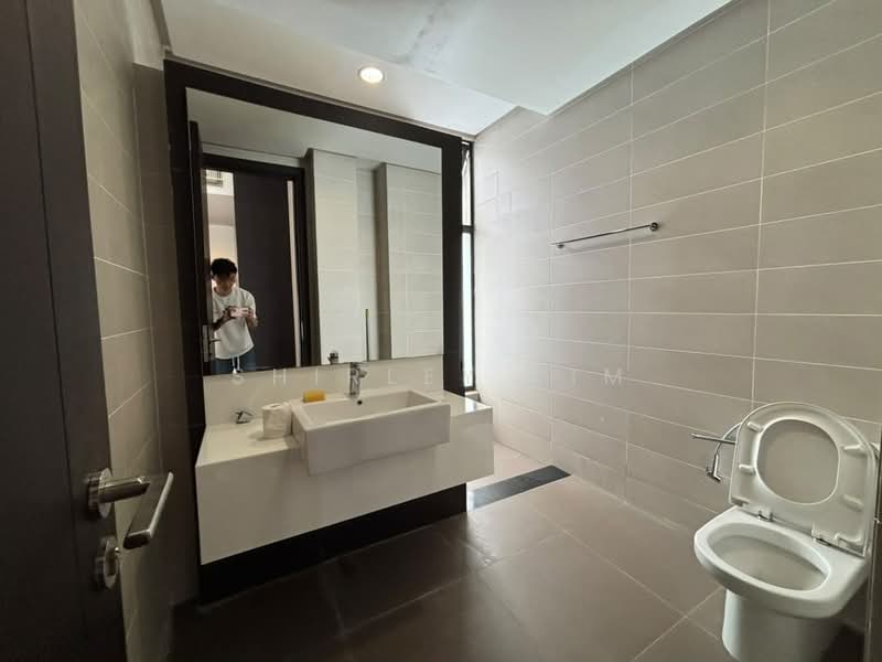 Rumah Teres untuk Dijual di Medini (Iskandar Puteri (Nusajaya)) - Shirley Lim - Bathroom - PropertyGuru.com.my