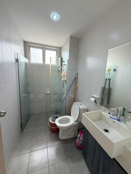 Pangsapuri untuk Disewa di Austin Suites (Permata Austin) - Foo Jun Tao - Bathroom - PropertyGuru.com.my
