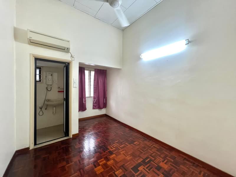 Rumah Teres 2 Tingkat untuk Dijual di Pantai Jerejak (Bayan Lepas) - Elvis Lim - Interior - PropertyGuru.com.my