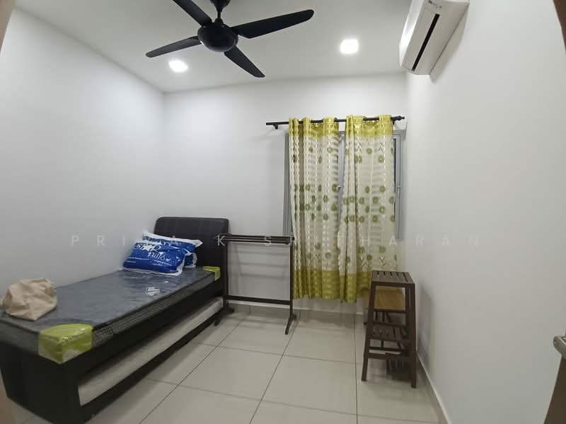 Kondominium untuk Disewa di Aurora Residence @ Lake Side City - Priya K Sritharan - Bedroom - PropertyGuru.com.my