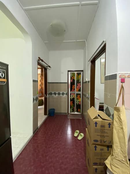 Semi-Detached House for Sale in Taman Berjaya Permai (Kuantan) - Mohammad Azizi - PropertyGuru.com.my
