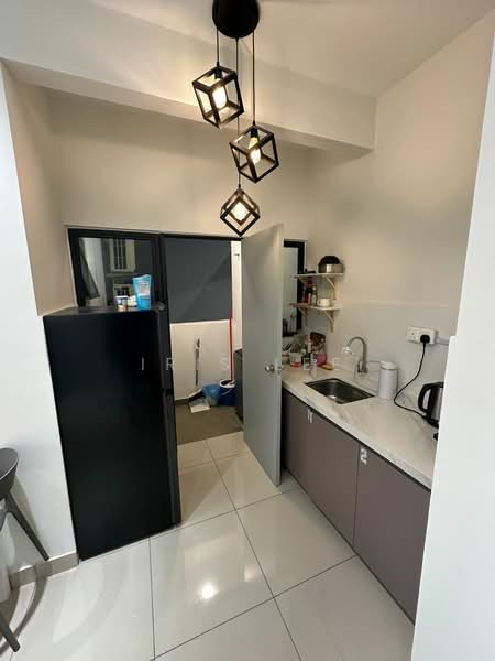 Kondominium untuk Disewa di Platinum Arena - Iris Lee - Kitchen - PropertyGuru.com.my